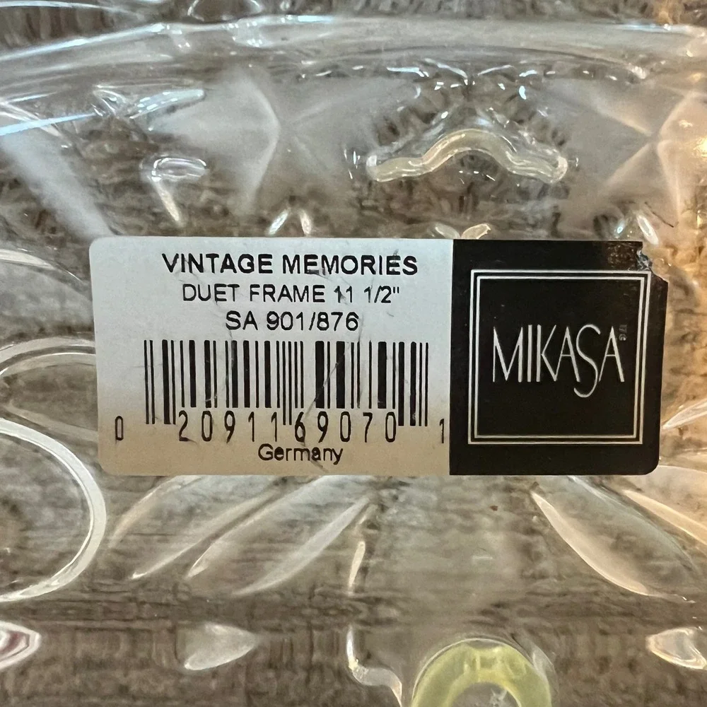 Mikasa‎ Vintage Memories Duet Crystal Picture Frame Germany Frosted 11.5